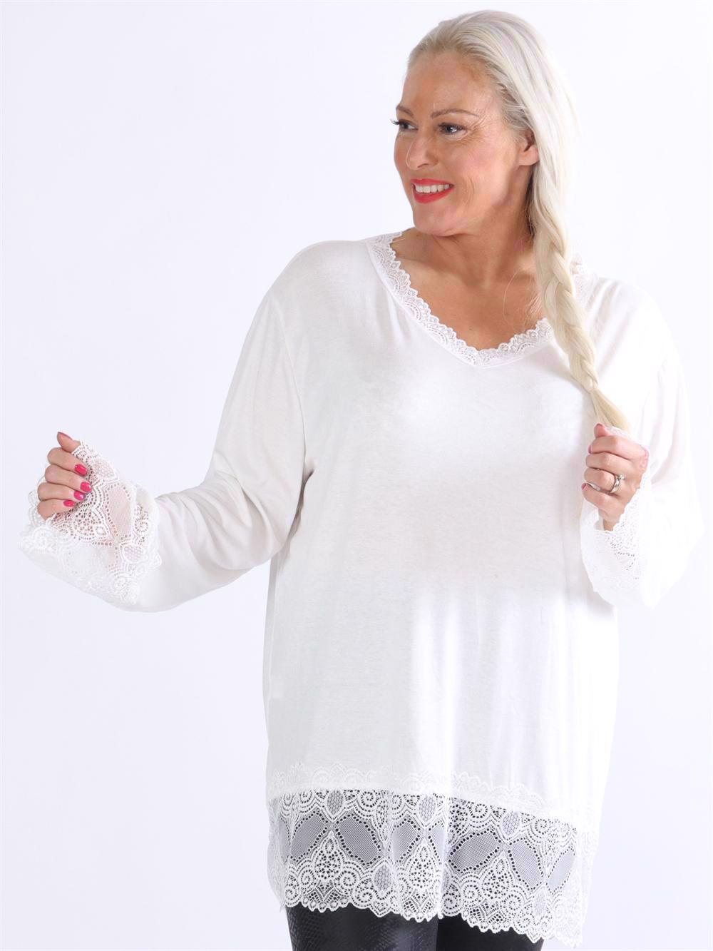 Aggi - Blus med spets